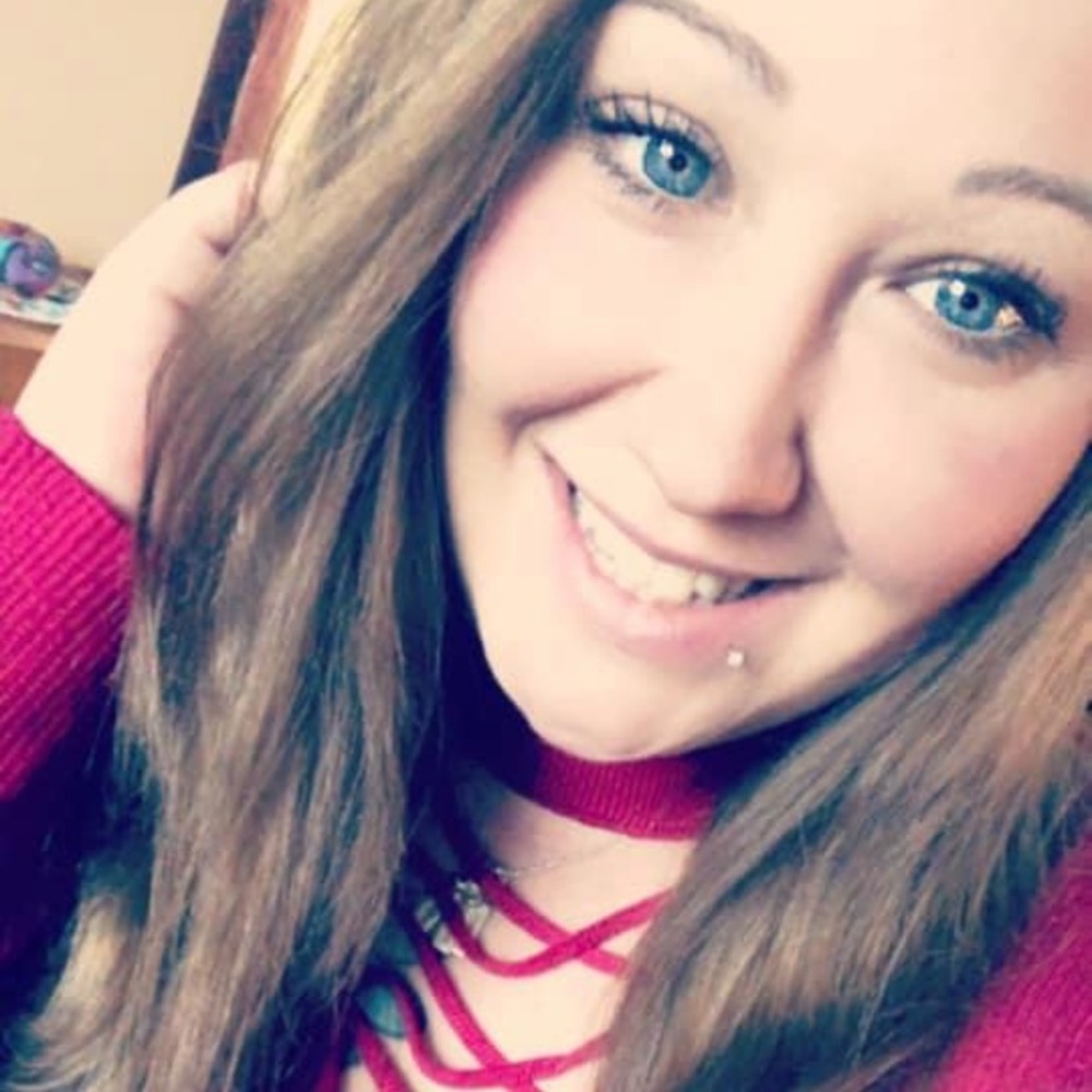 Meet your Posher, Cassie